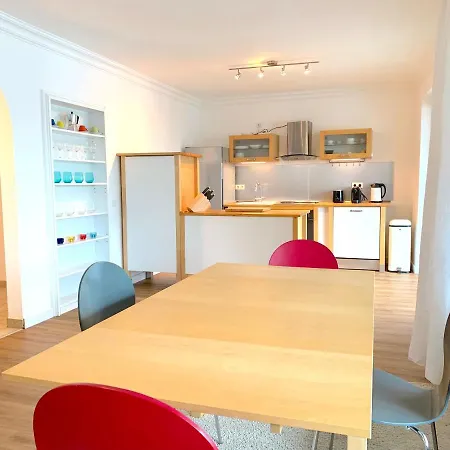 Apartman Sehr Schoene In Koeln-brueck Mit Eigenem Parkplatz Köln