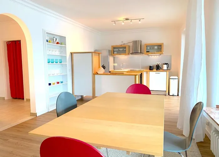 Apartman Sehr Schoene In Koeln-brueck Mit Eigenem Parkplatz Köln