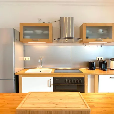 Apartment Schoene 3-zimmer-wohnung In Koeln-brueck Mit Eigenem Parkplatz *