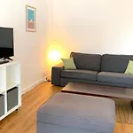 Sehr Schöne In Köln-brück Mit Eigenem Parkplatz * Colonia