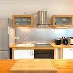 Apartmán Sehr Schoene In Koeln-brueck Mit Eigenem Parkplatz *