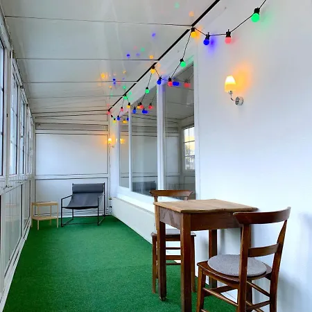 Sehr Schoene In Koeln-brueck Mit Eigenem Parkplatz Apartment *