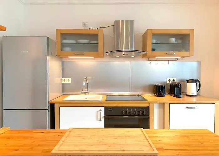 Apartmán Sehr Schoene In Koeln-brueck Mit Eigenem Parkplatz *